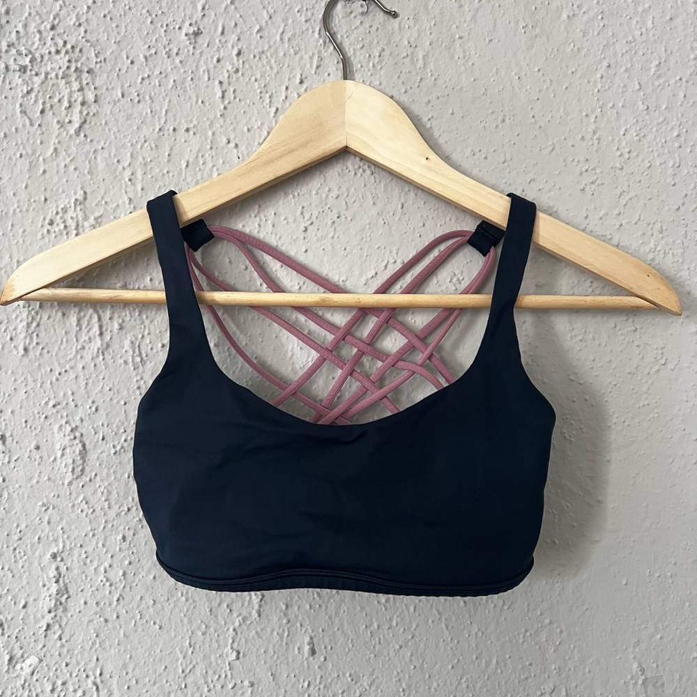 Lululemon Women's Sports Bra